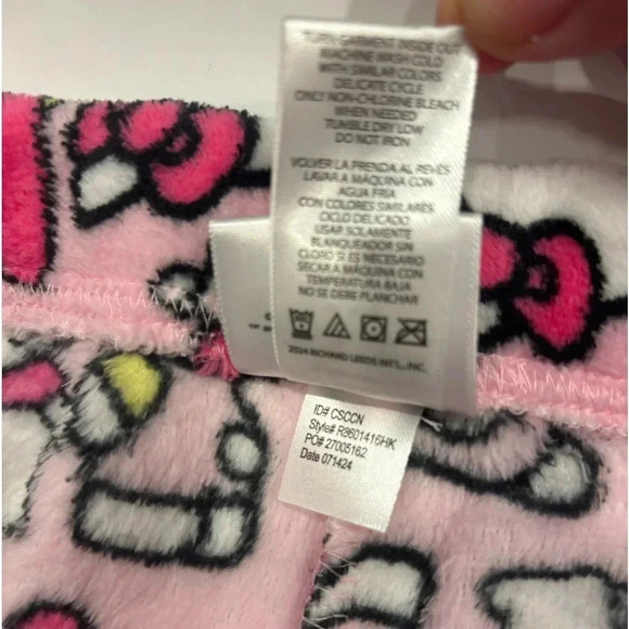 Hello Kitty Pajama Pants Size L NWT - Picture 6 of 8